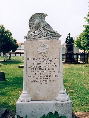 Grabdenkmal für den Generaloberst Ludwig von Falkenhausen, Invalidenfriedhof, Tombe du Generaloberst von Falkenhausen