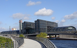 Berliner Hauptbahnhof, Gare centrale de Berlin