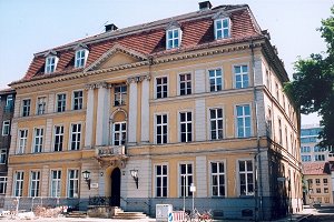 Palais Podewils, Podewils'sches Palais