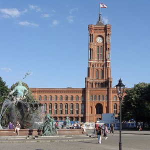Hôtel de ville rouge, Rotes Rathaus