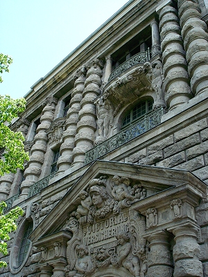 Siège des Assurances Victoria, Verwaltungsgebäude der Victoria-Versicherung