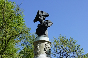 Denkmal für Friedrich II im Volkspark Friedrichshain